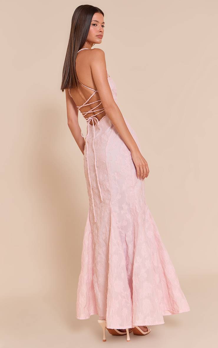 Rose Pâle Robe Maxi Texturée À Dos Lacé