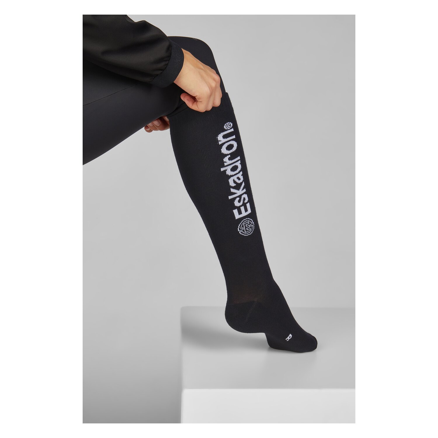 ESKADRON Dynamic Kniestrümpfe  - black