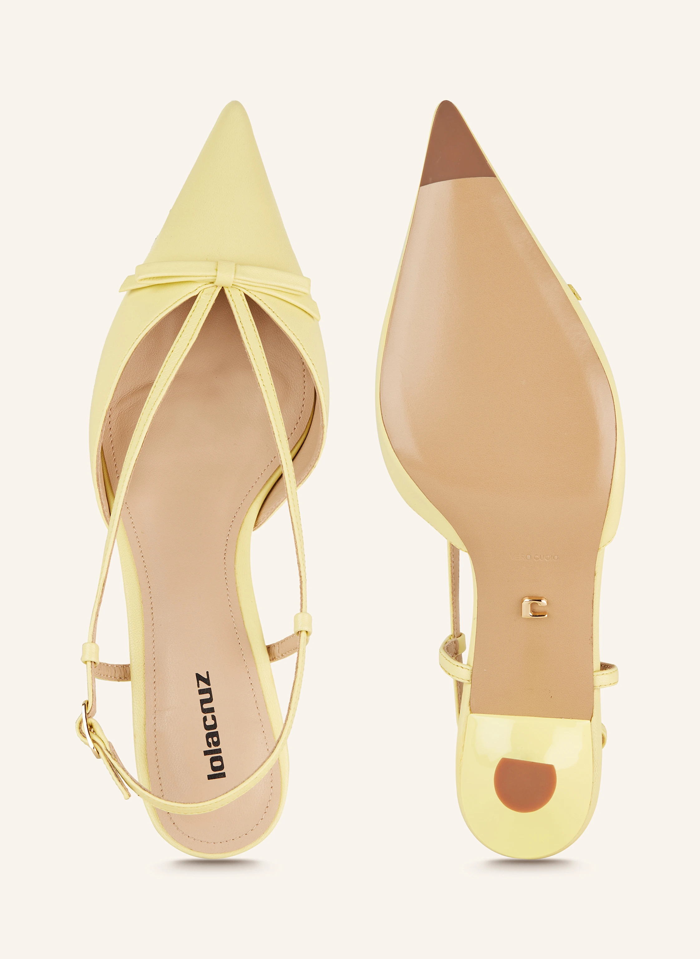 Lola Cruz Slingpumps