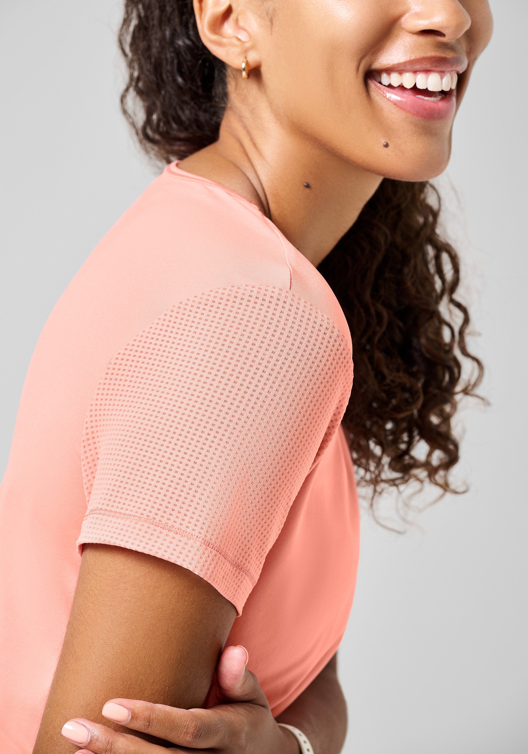 Essential Mesh Detail Tee Dame Pale Coral