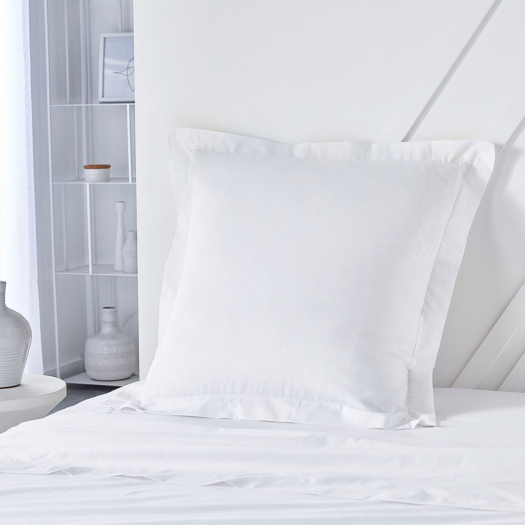 Taie d'oreiller satin de coton craie 63x63cm