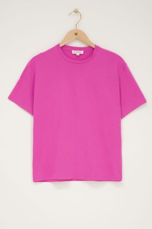 Roze T-shirt ''Éternellement femme''