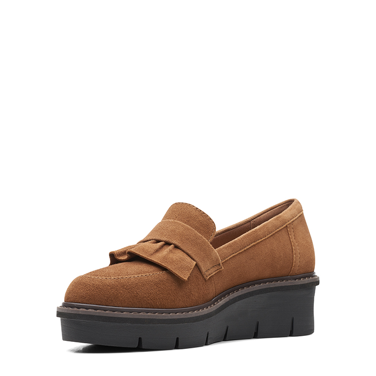 Clarks Airabell Slip | TAN