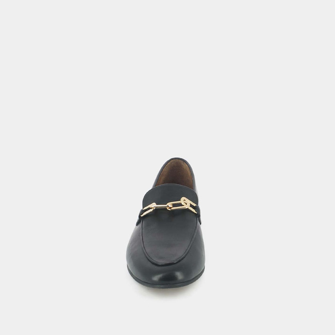 Mocassins à détails dorés  en cuir noir