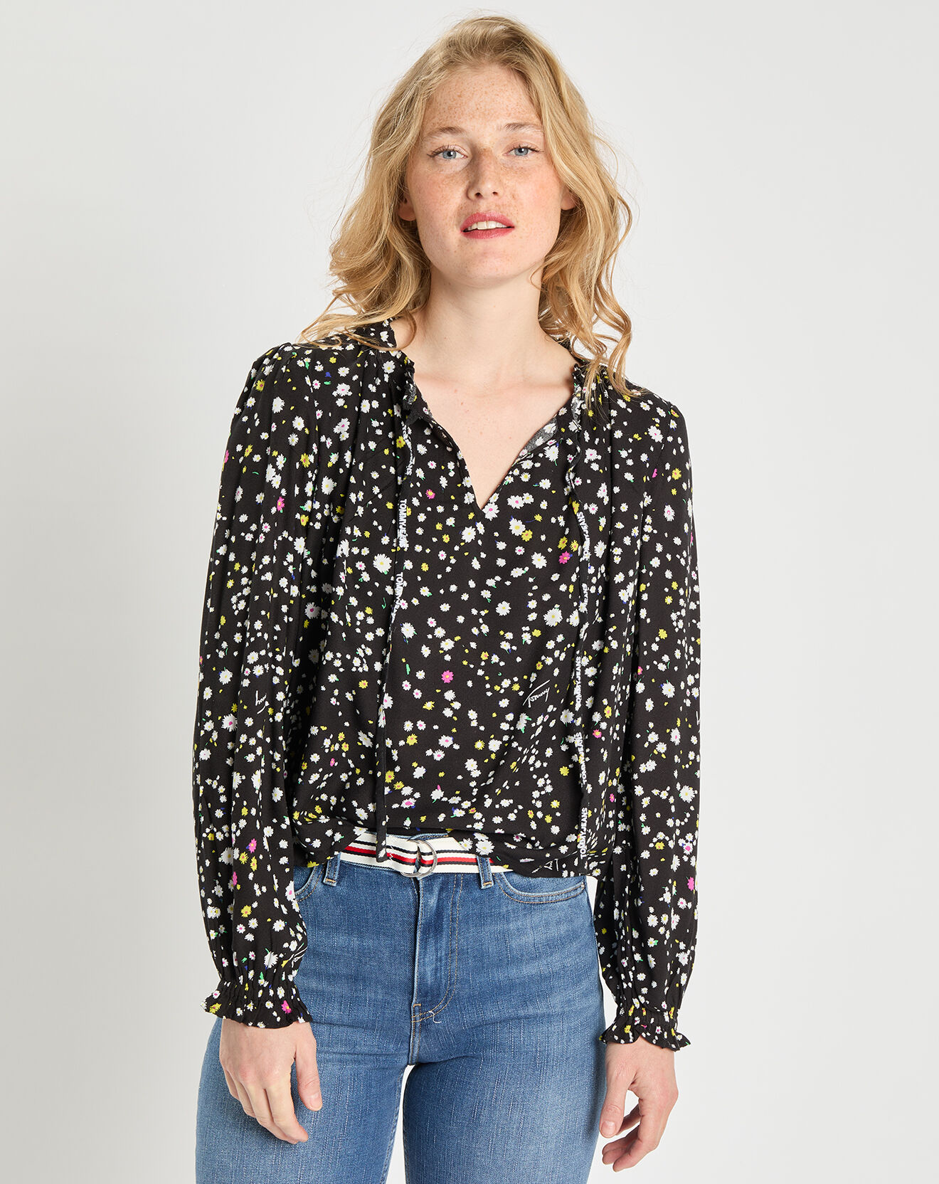 Tommy Jeans Blouse Fluide imprimée noir/multicolore
