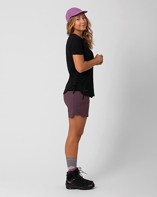 LAMUNT - T-SHIRT MARIA ACTIVE TEE