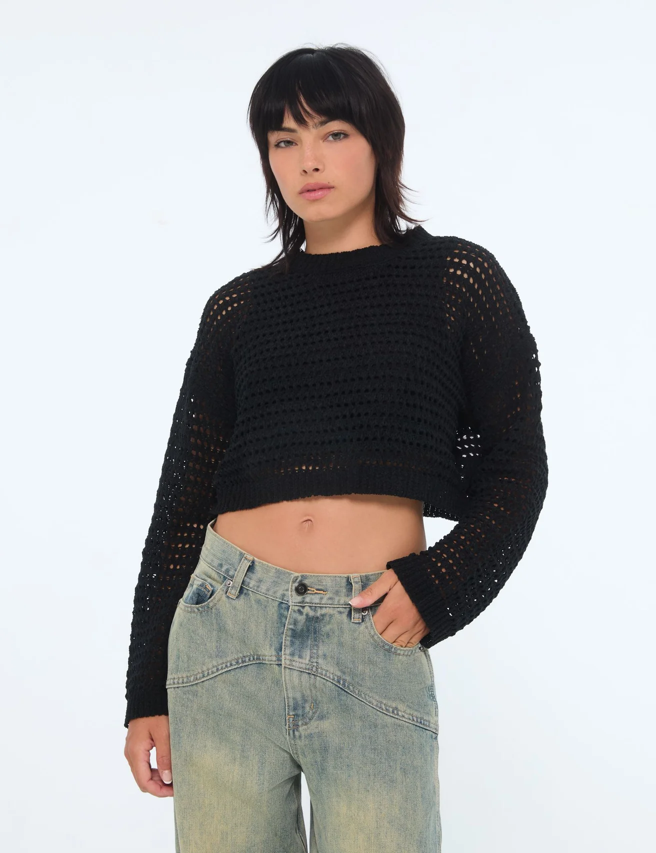 Pull noir en crochet noir
