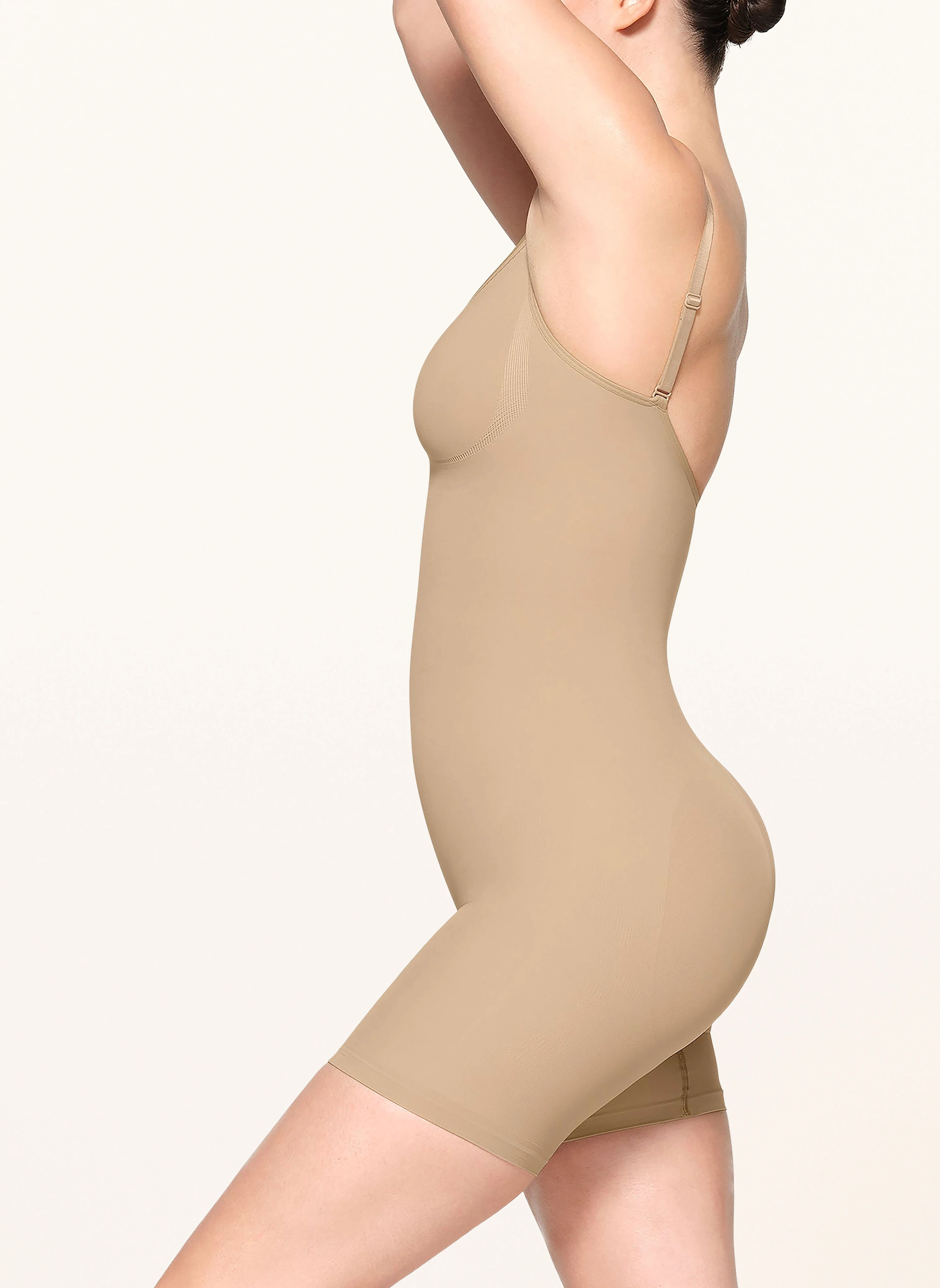SKIMS Shape-Body SEAMLESS SCULPT