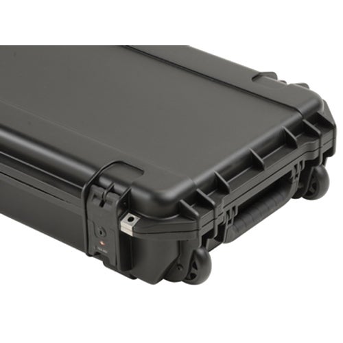 SKB iSeries 5014-44 waterdichte flightcase basgitaar J/P-stijl