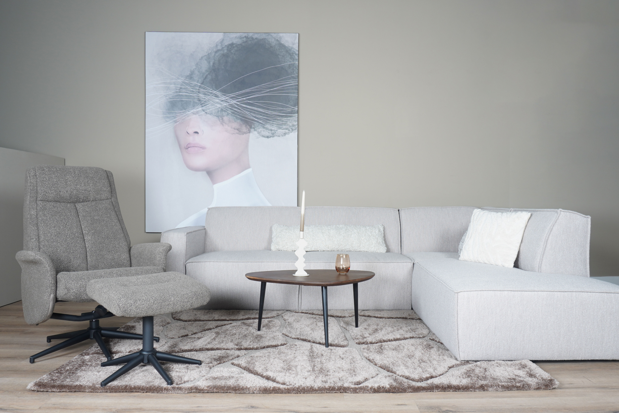 Relaxfauteuil Bindy + Hocker Bouclé Bruin