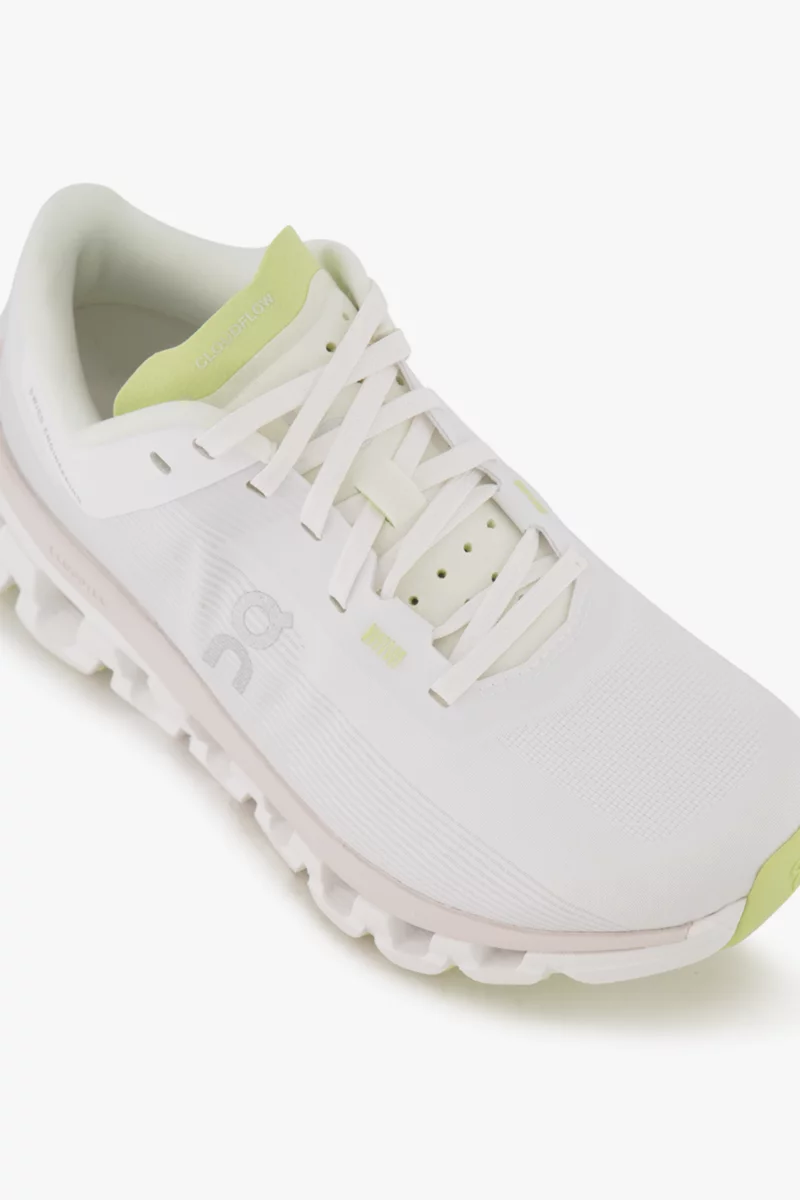 ON Cloudflow 4 Damen Laufschuh