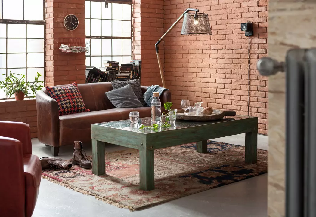 Sofa Cigar Lounge