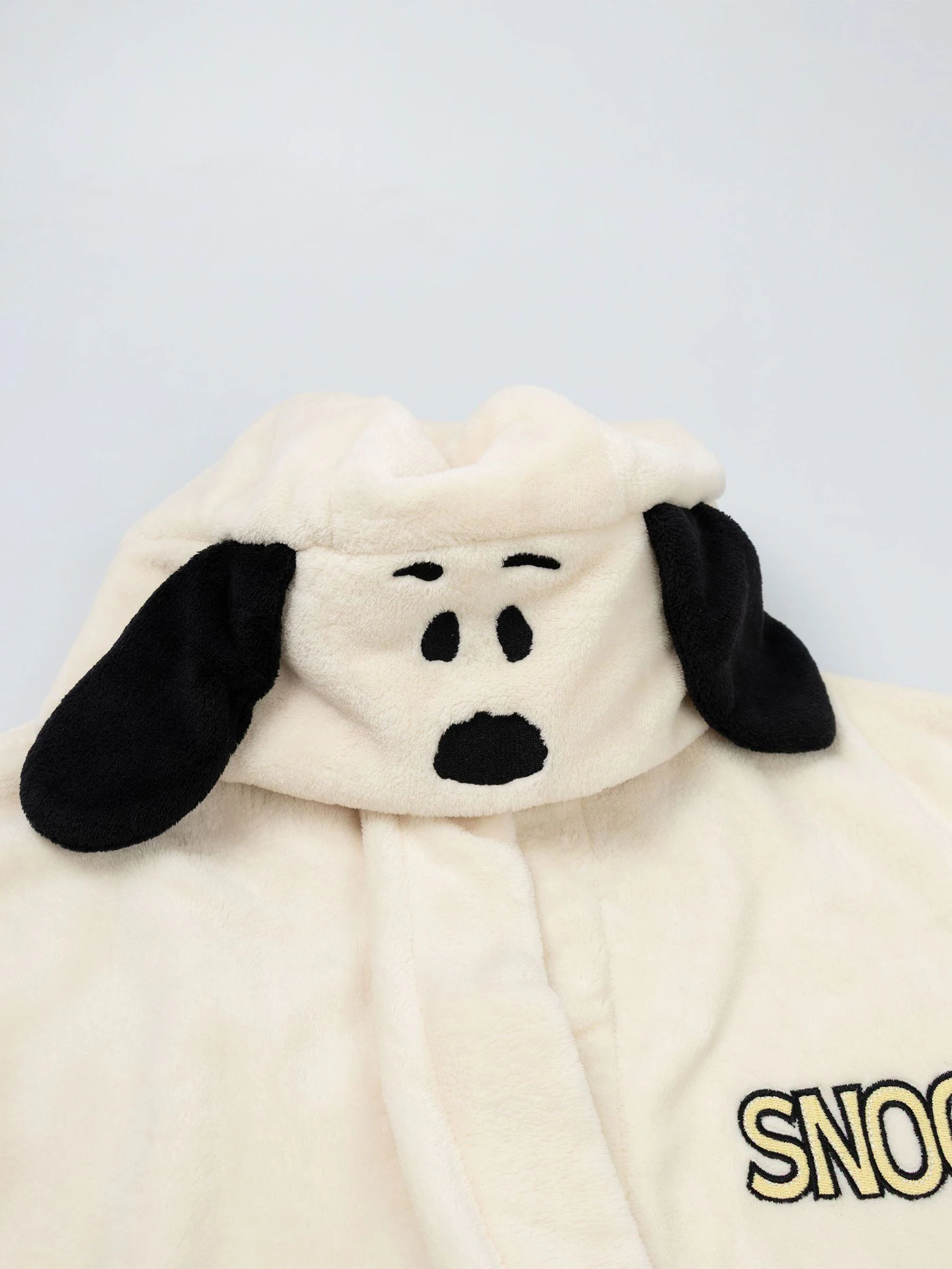 Vanilla Underground Peanuts Snoopy Hooded Bath Robe