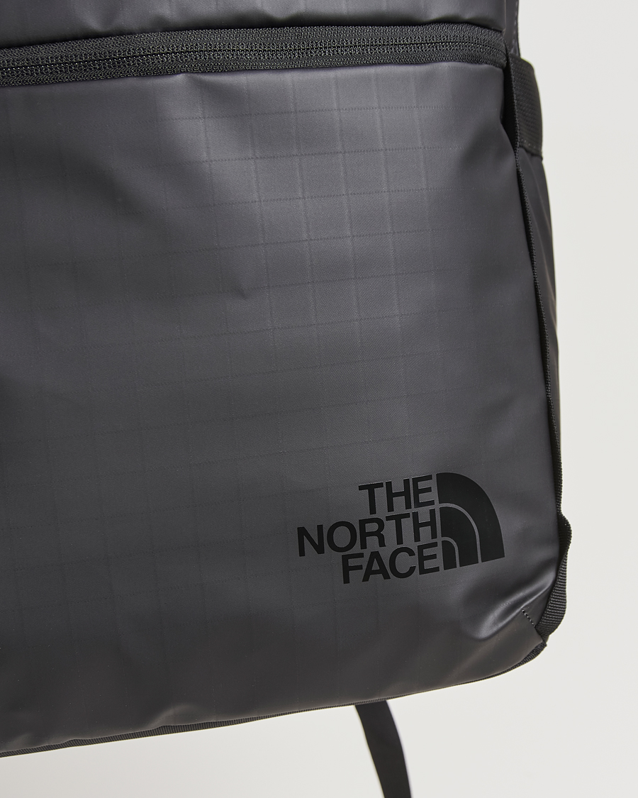 The North Face Base Camp Voyager Daypack Black