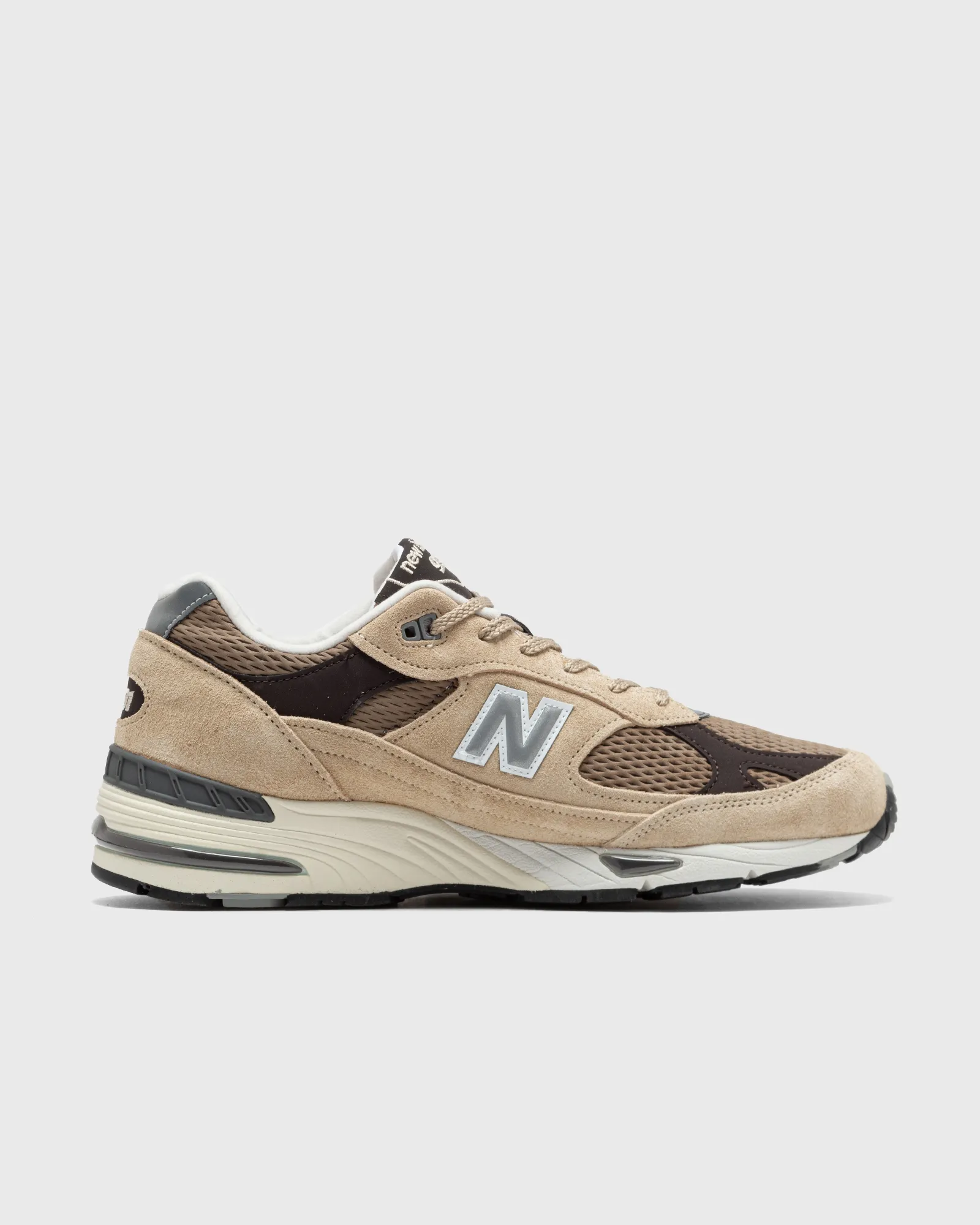 New Balance 991