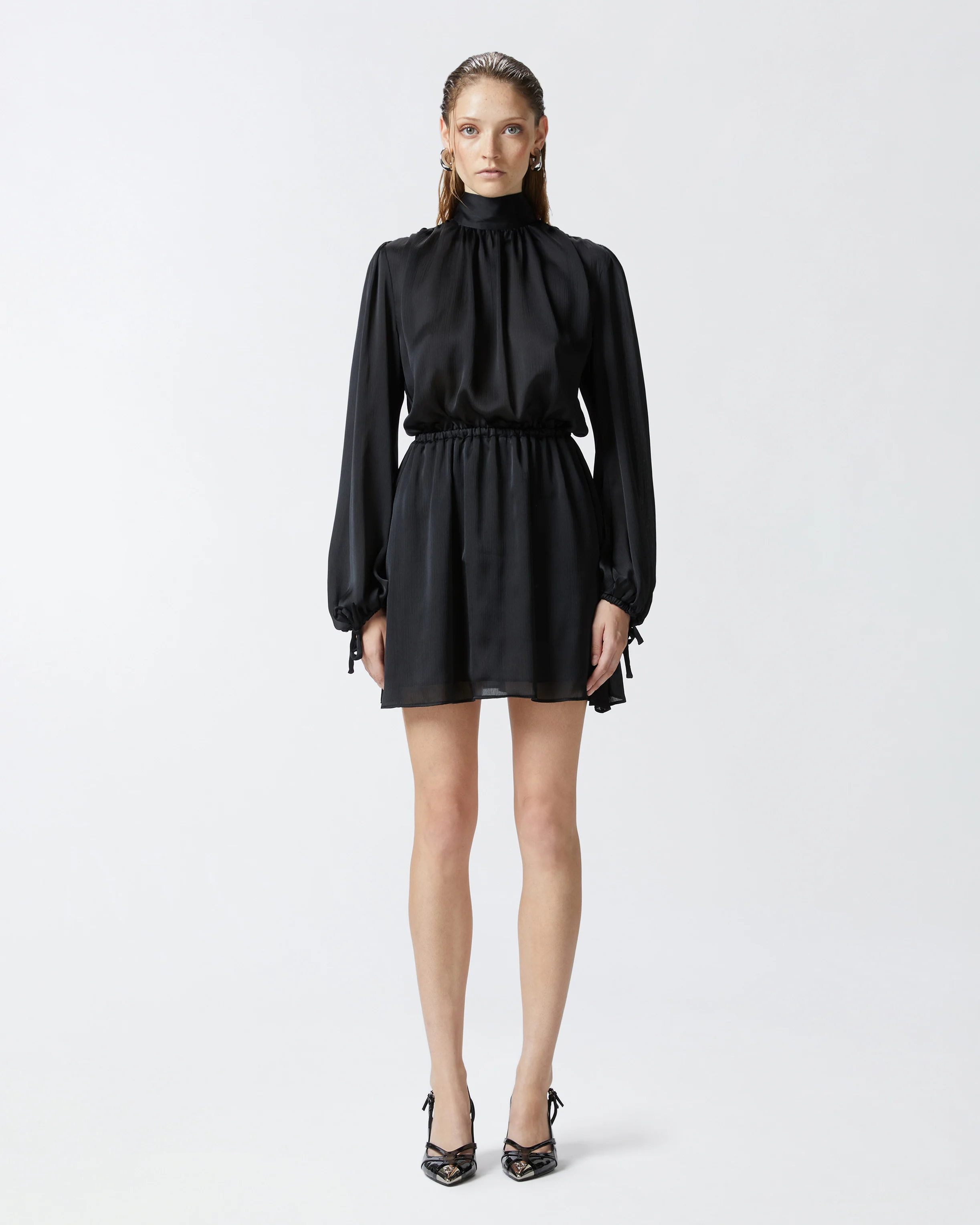 Mini-robe dos nu ondulée | Noir