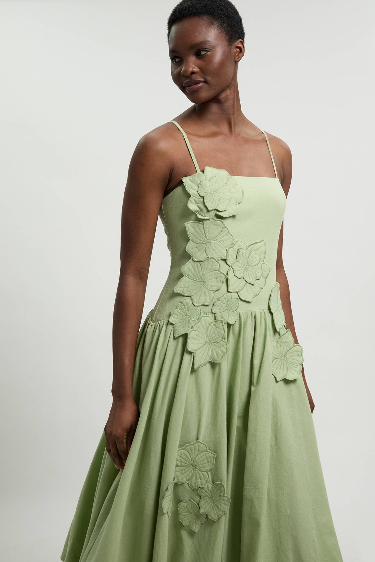 KarenMillen Robe Midi En Coton Lin À Détails Floraux 3D Et Ourlet Bouffant