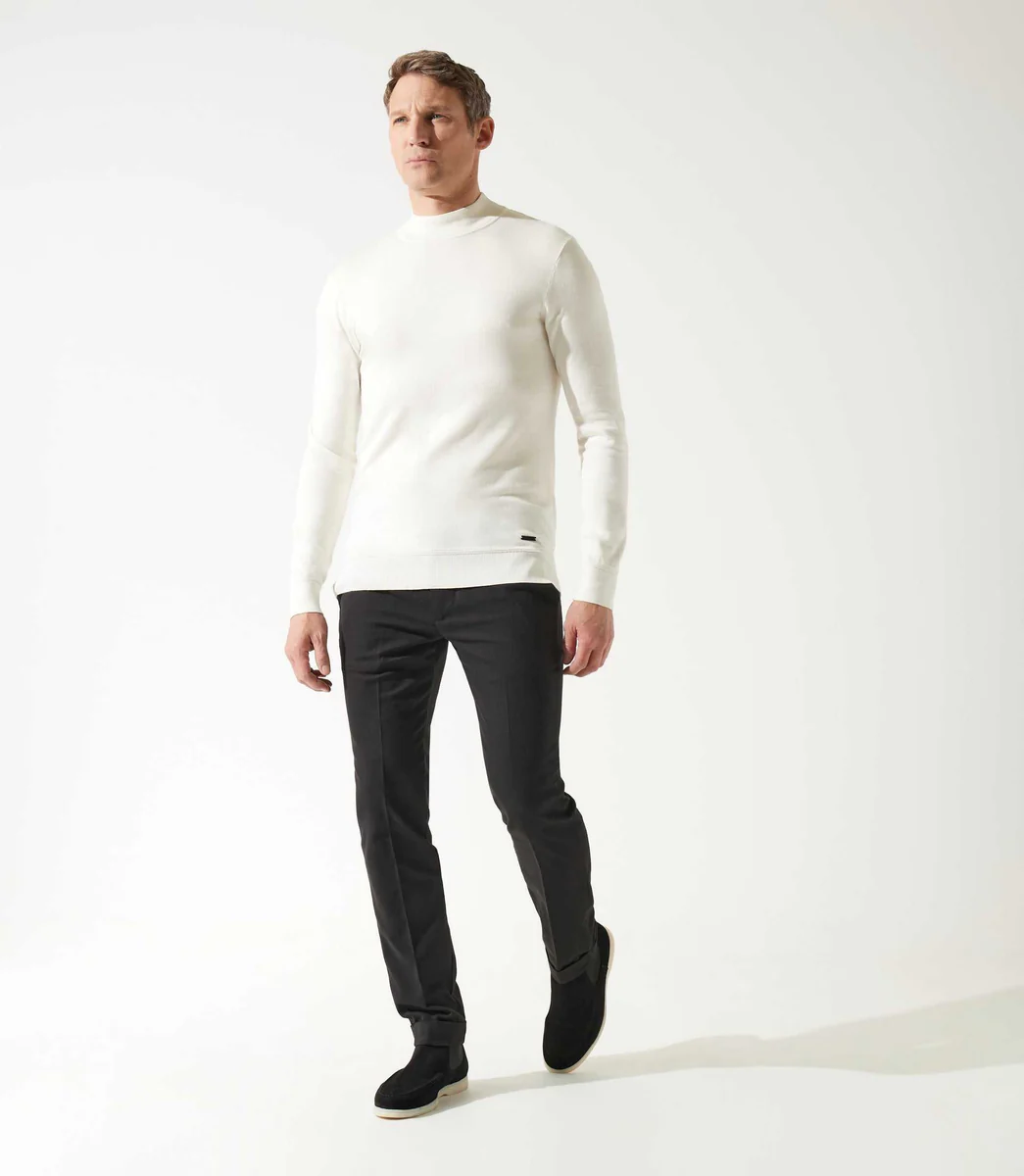 Pull col rond rayé écru