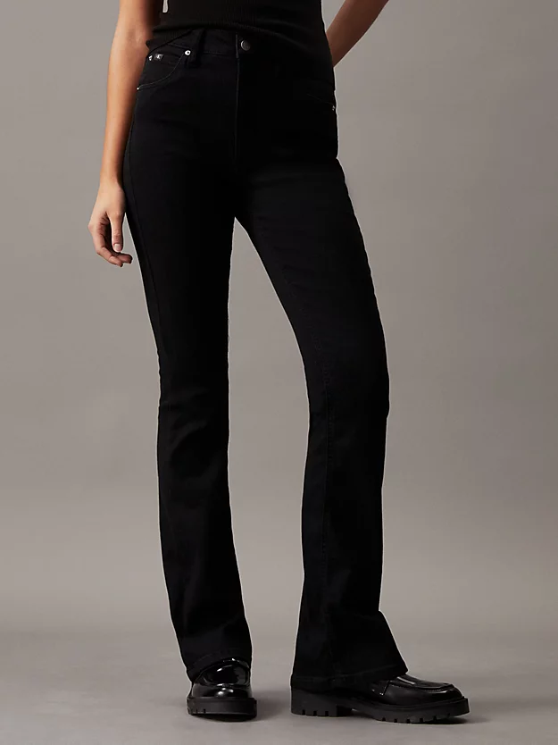 Calça jeans boca de sino