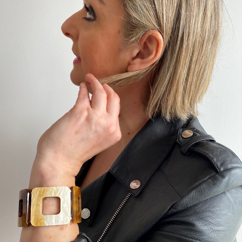 Bracelet extensible marron marbré formes carrées