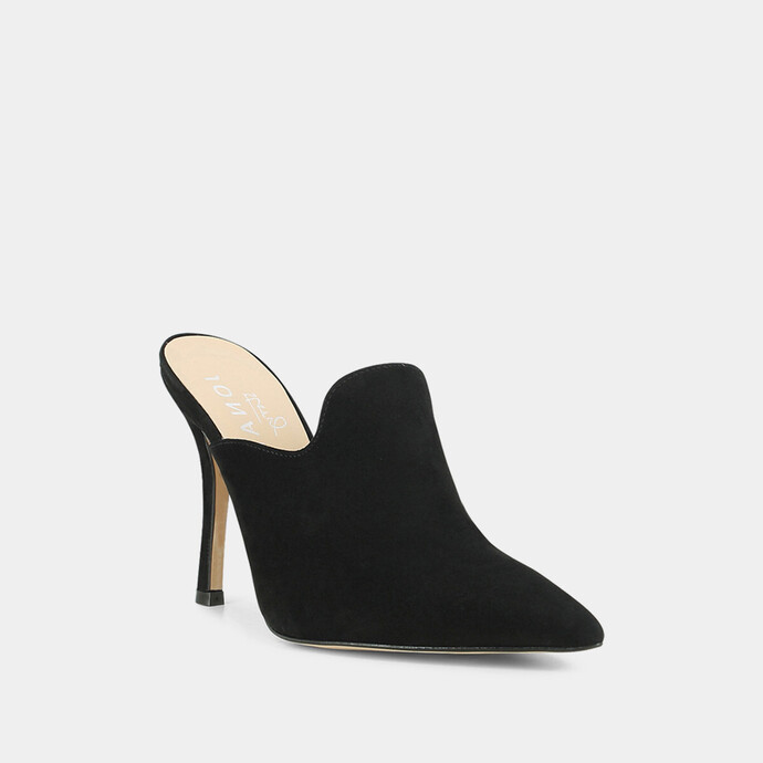 Mules pointues à talons  en velours noir