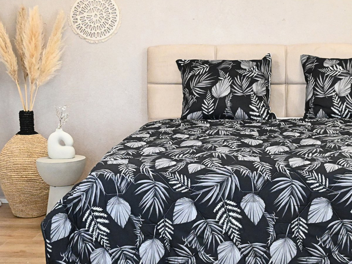 HappyBed Black leaves All year dekbed - 140 x 220 cm