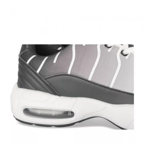 Baskets NOIR UNYK