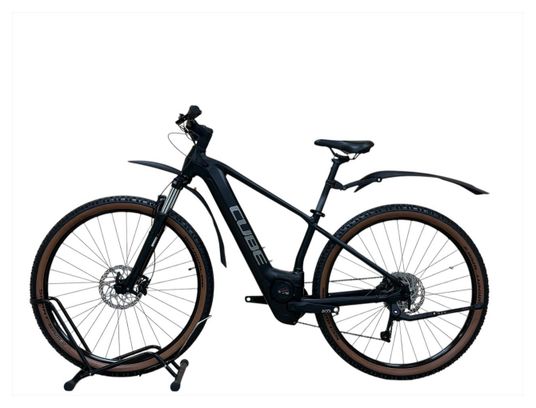 Produit reconditionné . Cube Reaction Hybrid One 625 SHIMANO 2022 . VTT électrique . Cube . très bon état