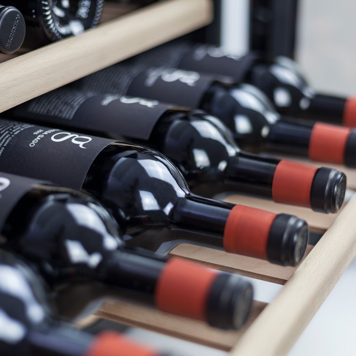 WineSafe 18 innbygget vinkjøleskab