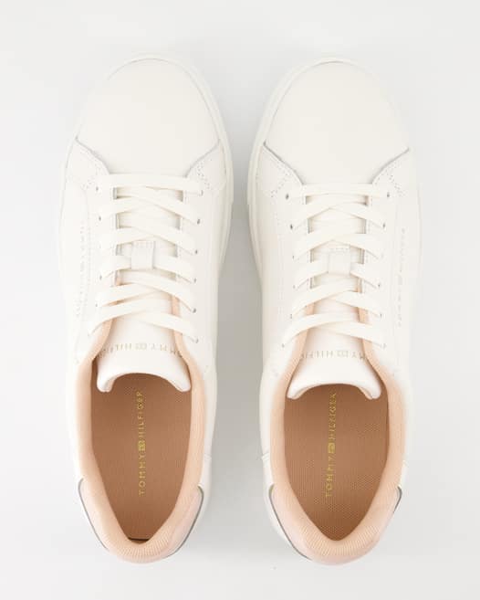 Tommy Hilfiger Essential Court Sneaker in Beige