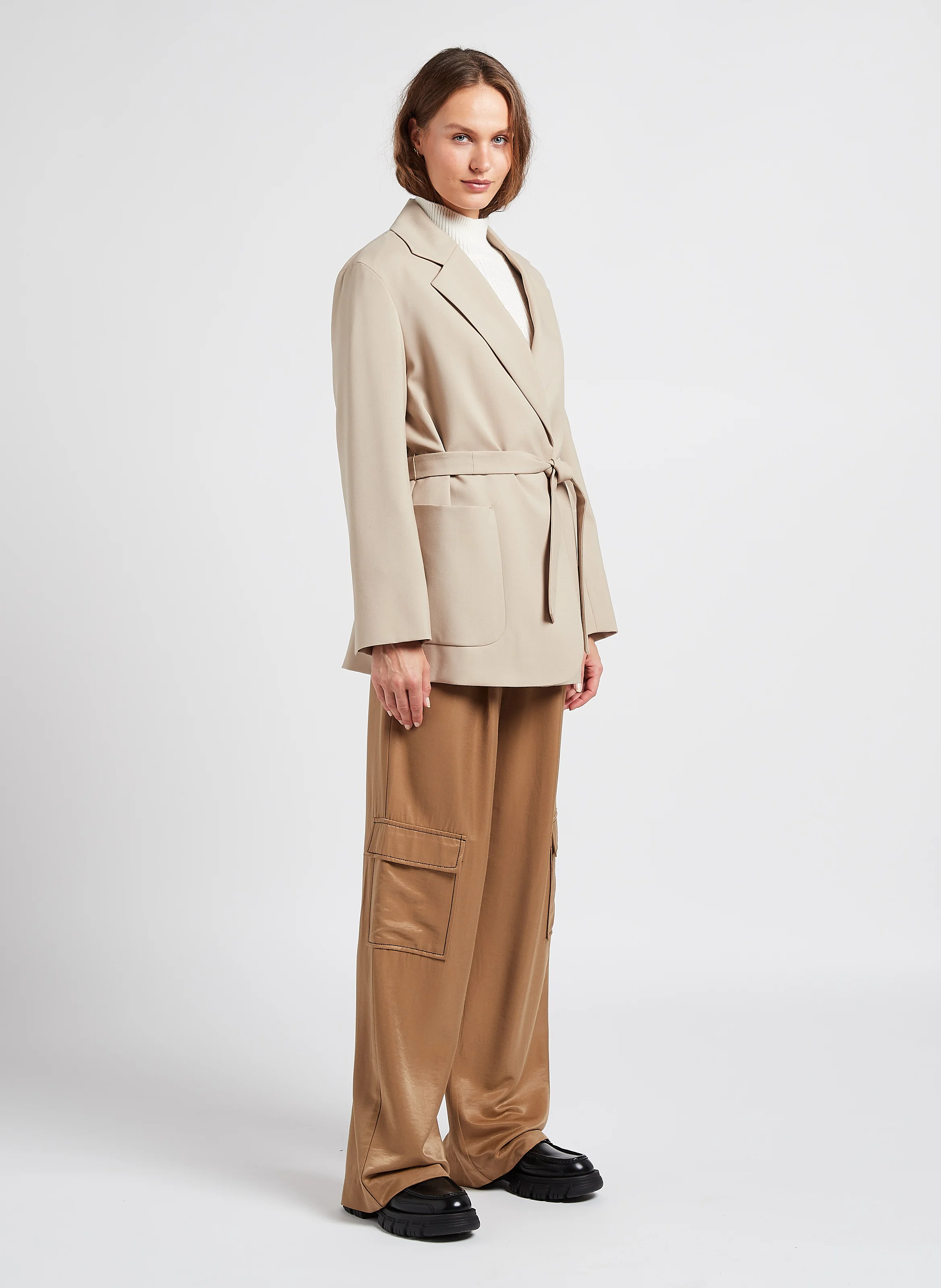 Veste col tailleur en laine vierge | Beige