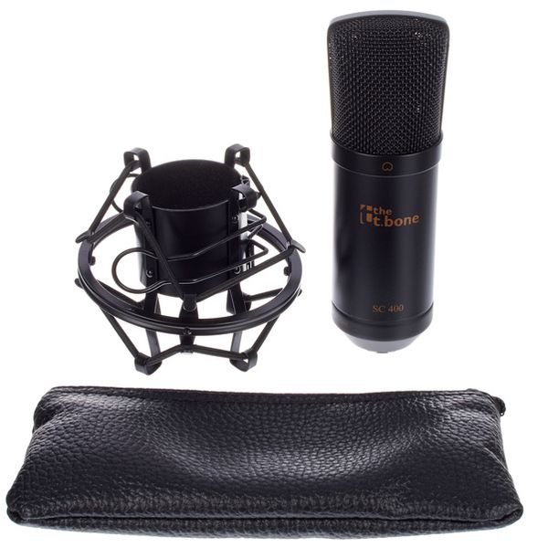 Focusrite Scarlett 2i2 3rd Mic Bundle
