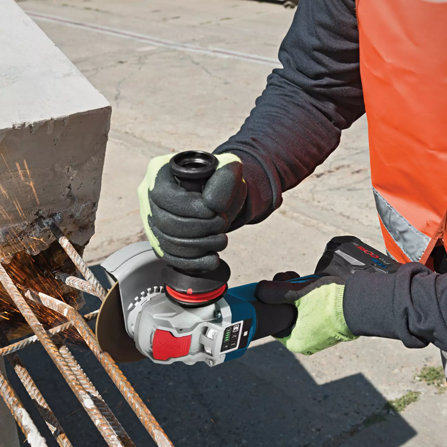 Bosch GWX 18 V-10 SC 18V Li-Ion accu X-LOCK Haakse slijper body  - 125mm - variabel - koolborstelloos - Simply Connected