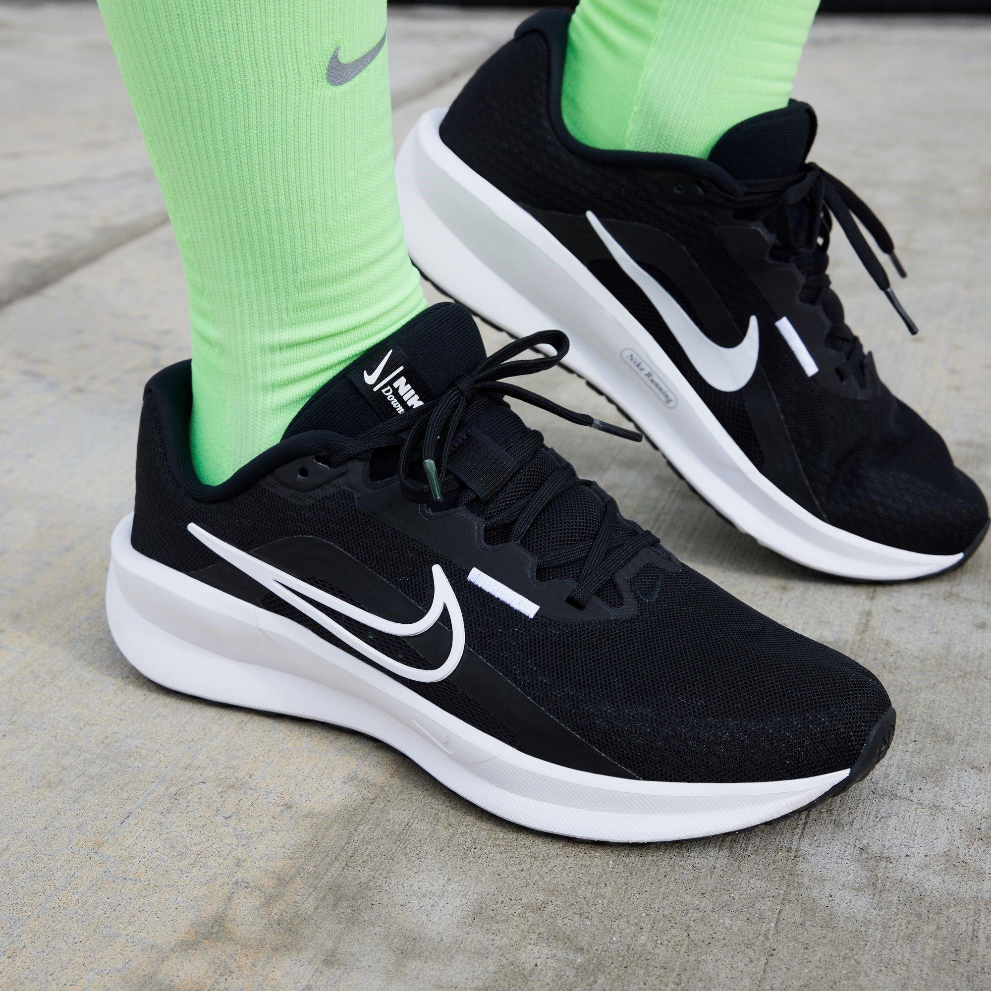 Nike Downshifter 13 Womens Road Running Shoes