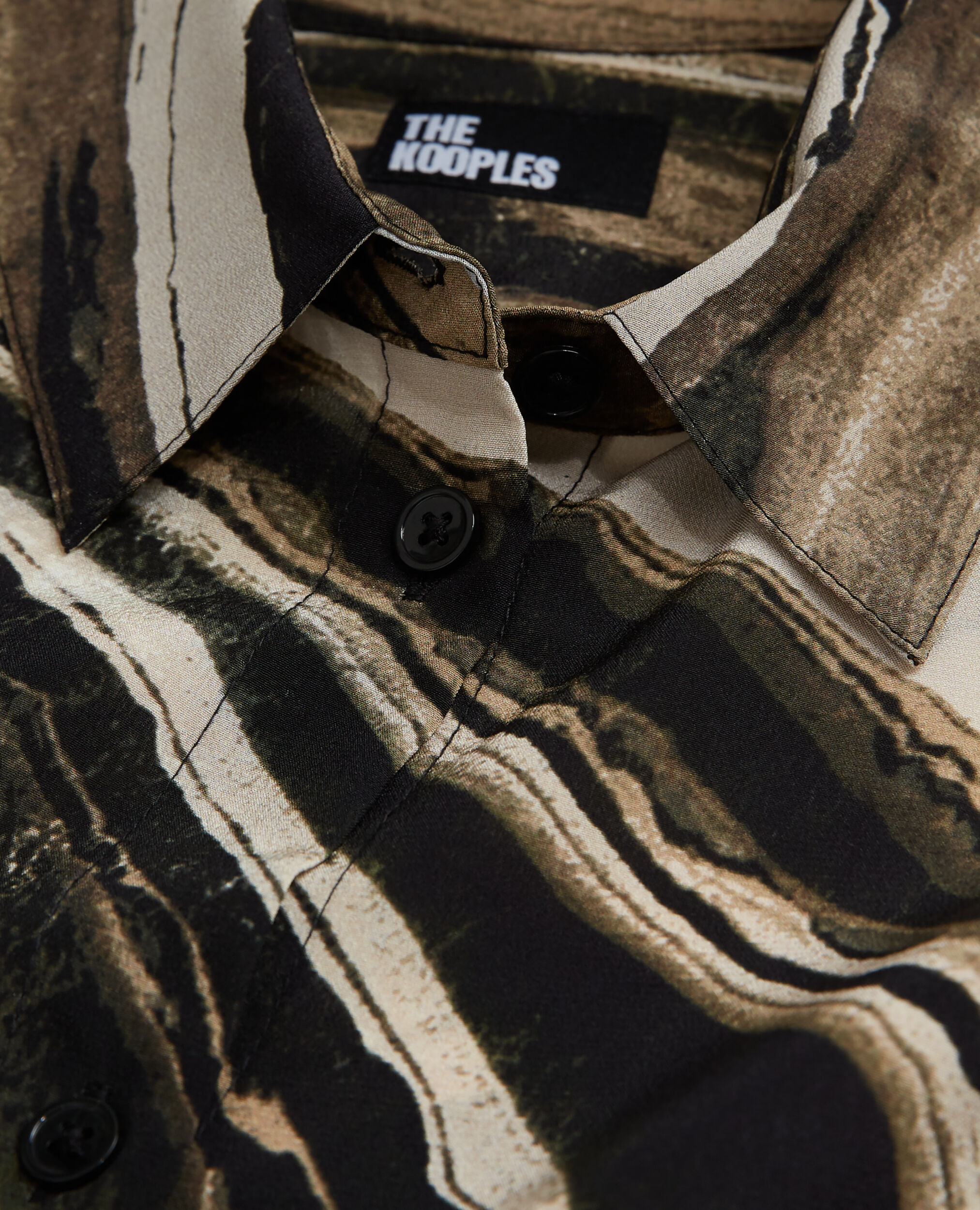 Chemise en soie imprimée