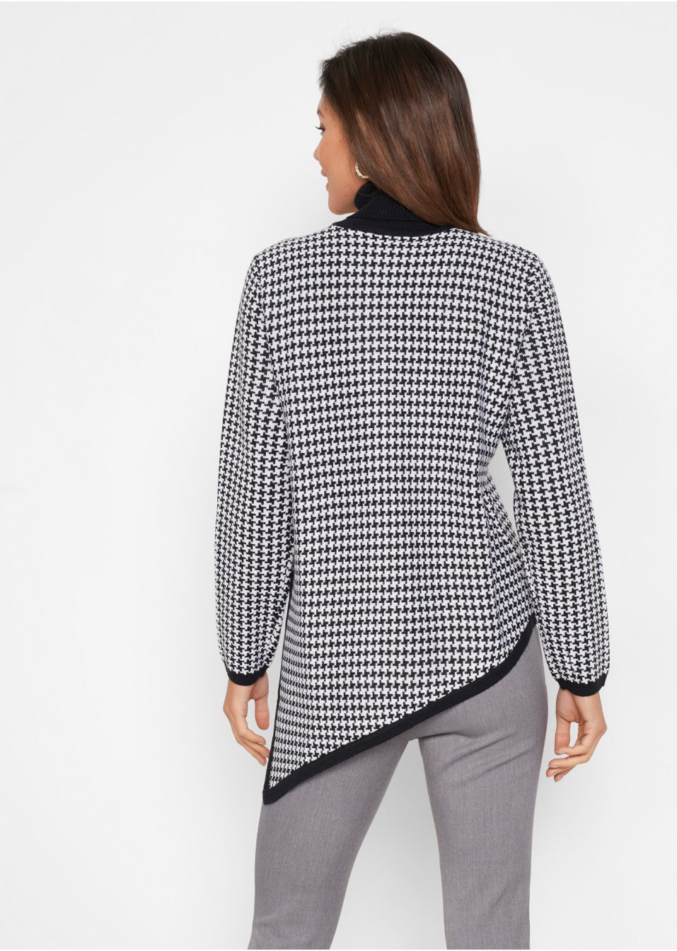 Pull col roulé asymétrique