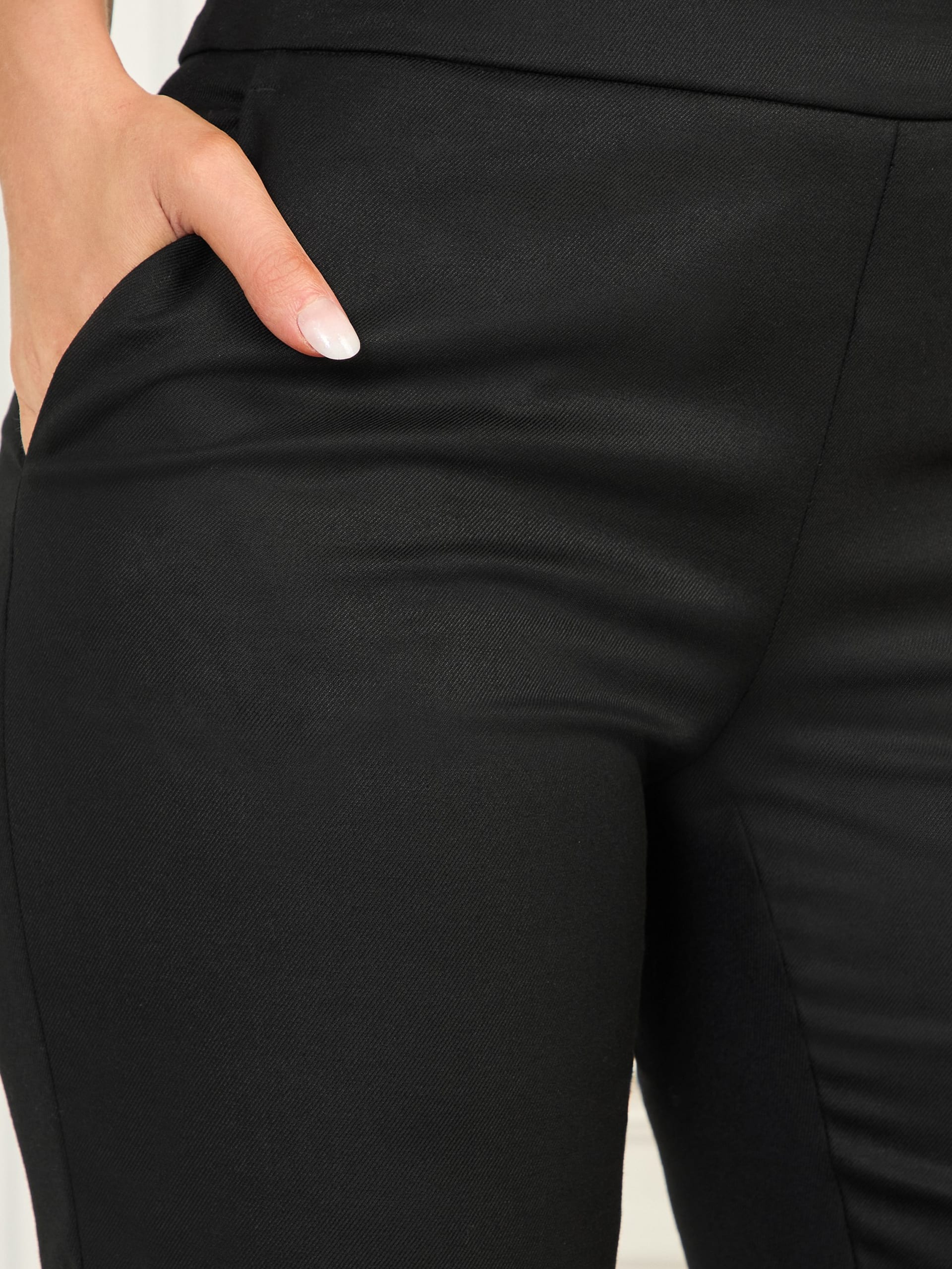 Calça Roberta em mistura de lã