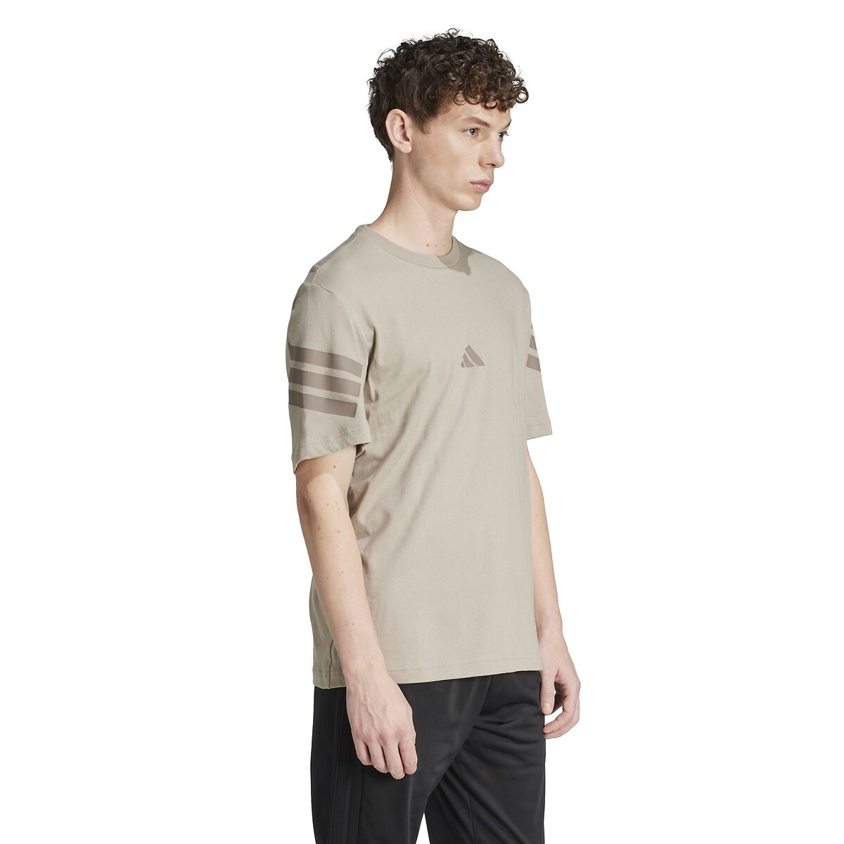 ADIDAS SPORTSWEAR<br>Camiseta de manga curta Future Icons com 3 listras