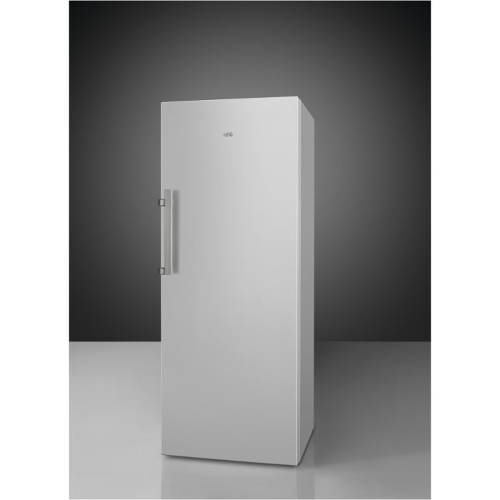 AEG Gefrierschrank AGB332E2NW