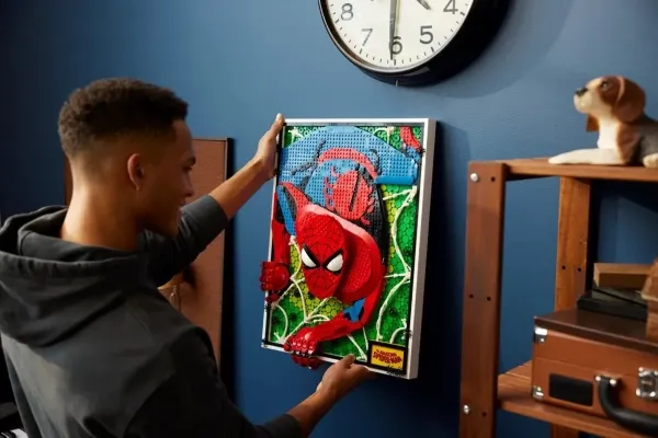 LEGO ART 31209 The Amazing Spider-Man