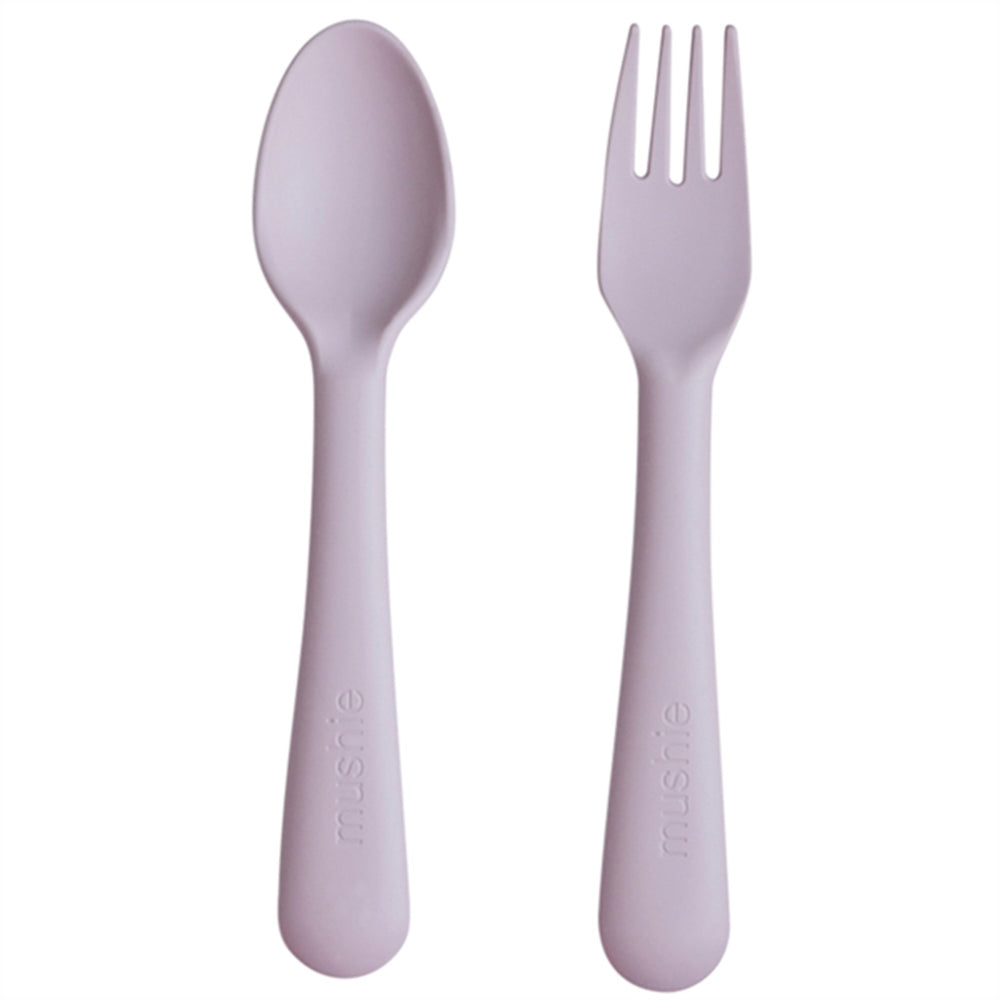Bestik Soft Lilac - Mushie → Luksusbaby.dk