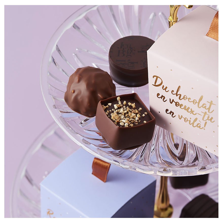Cube chocolats convive nouvel an rose ou parme