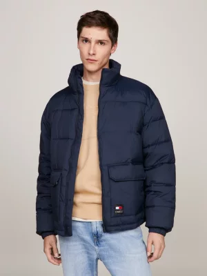Jaqueta puffer com logo nas costas