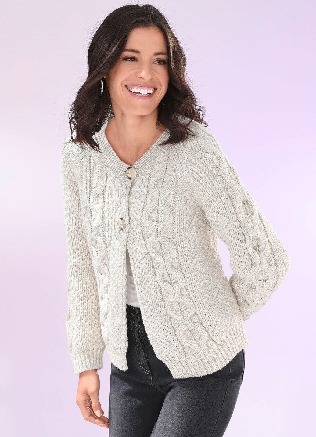 Strickjacke in Grobstrick