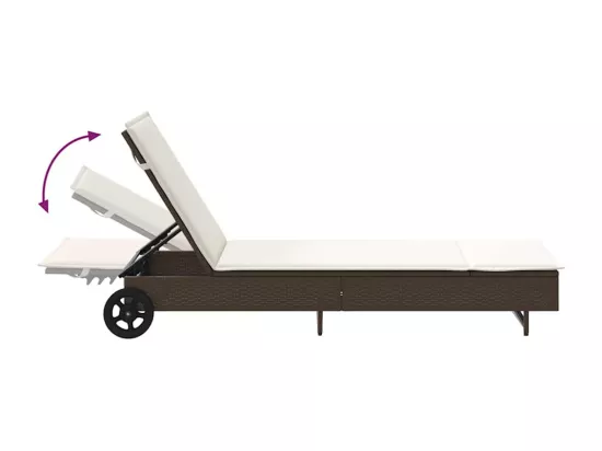 Chaise longue avec roues et coussin marron résine tressée