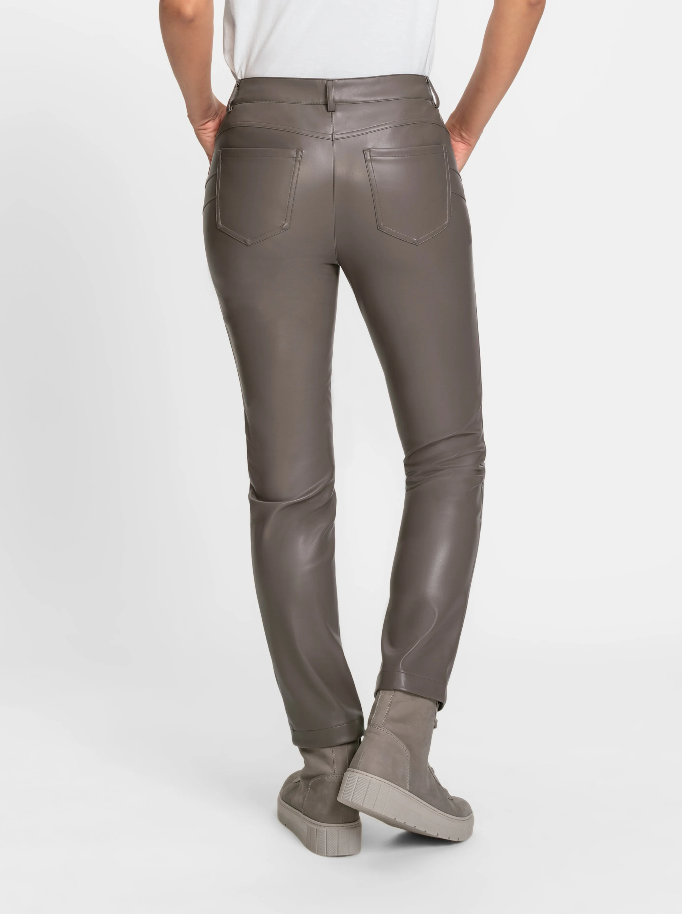 Lederimitat-Hose in dunkeltaupe