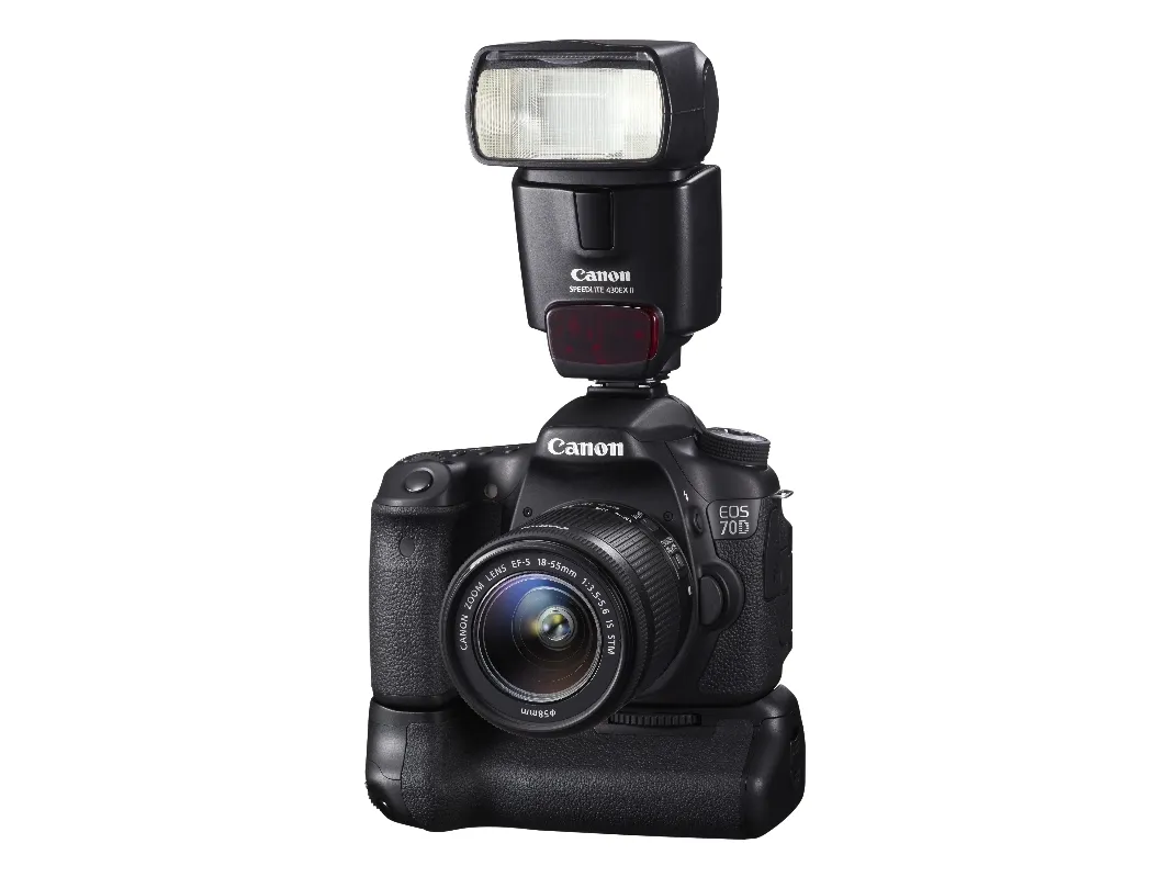 Canon EOS 70D - Digitalkamera - SLR - 20.2 MP - APS-C - 1080p - 3x optisk zoom EF-S 18-55 mm IS STM objektiv - Wireless LAN