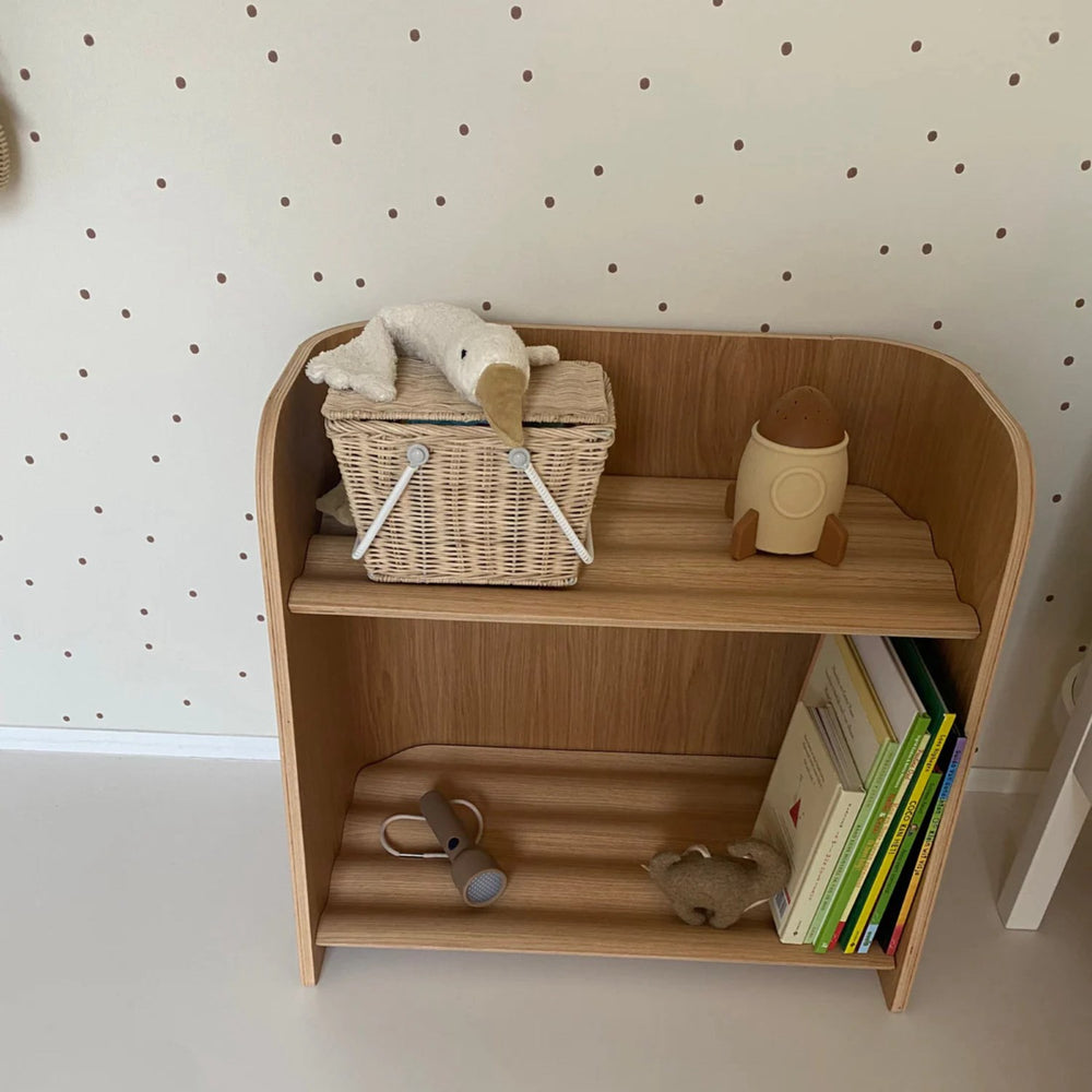 Køb Curve Lab Walnut Small Curvy Bogreol