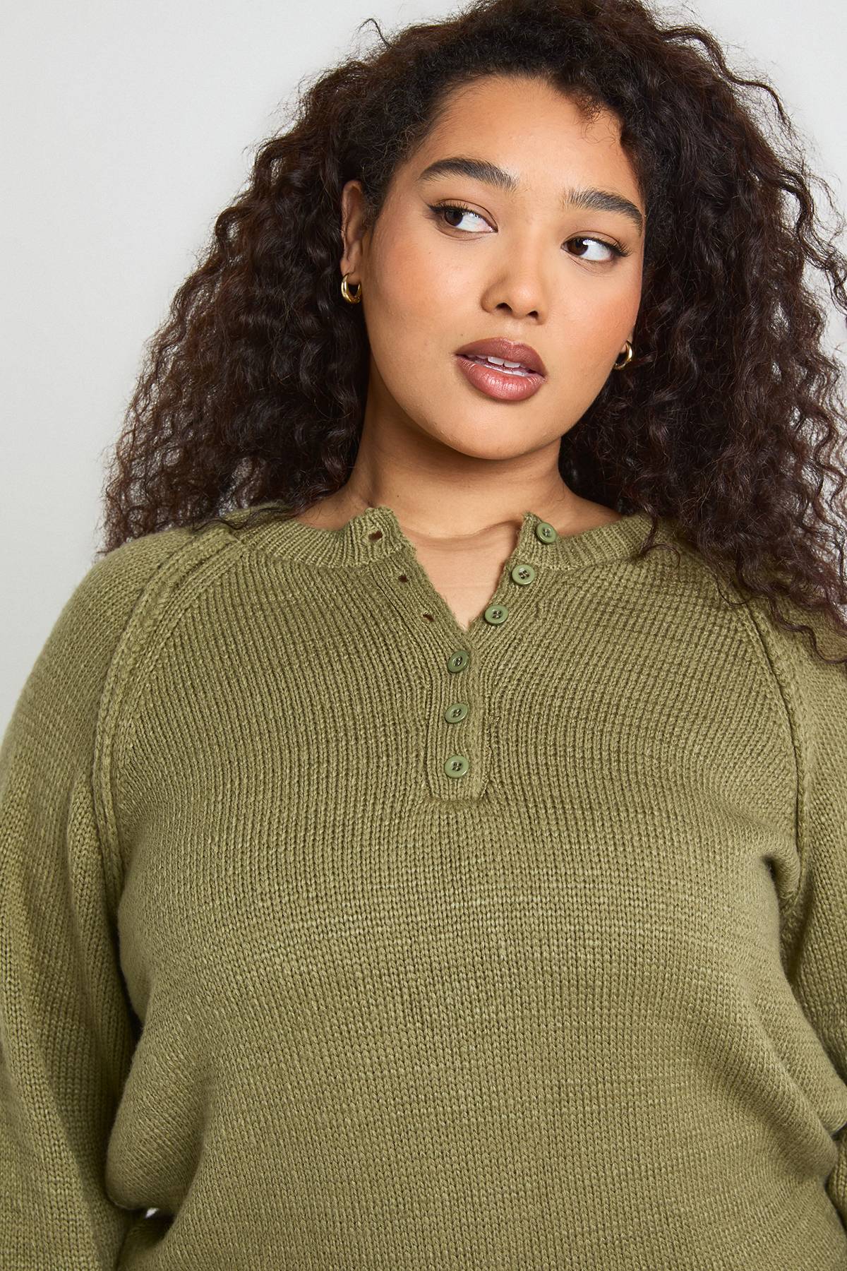boohoo synthétiquell Tricoté Henley Grande Taille à Coutures Apparentes