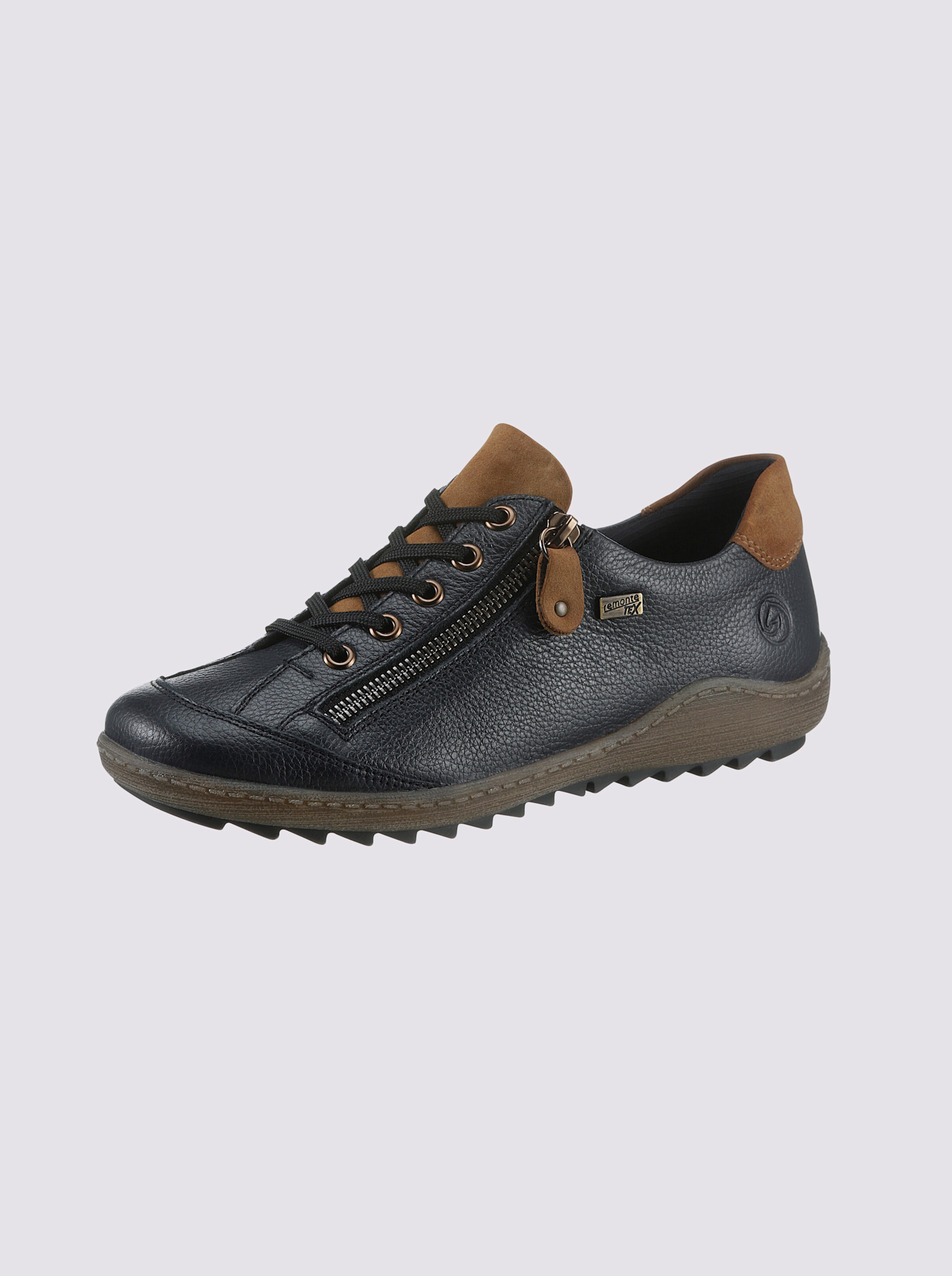 Schnürschuh